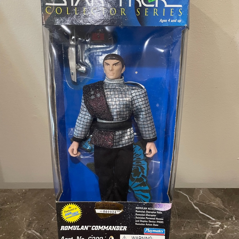 1996 Playmates Toys Star Trek Romulan Commander 9” Action Figure NRFB